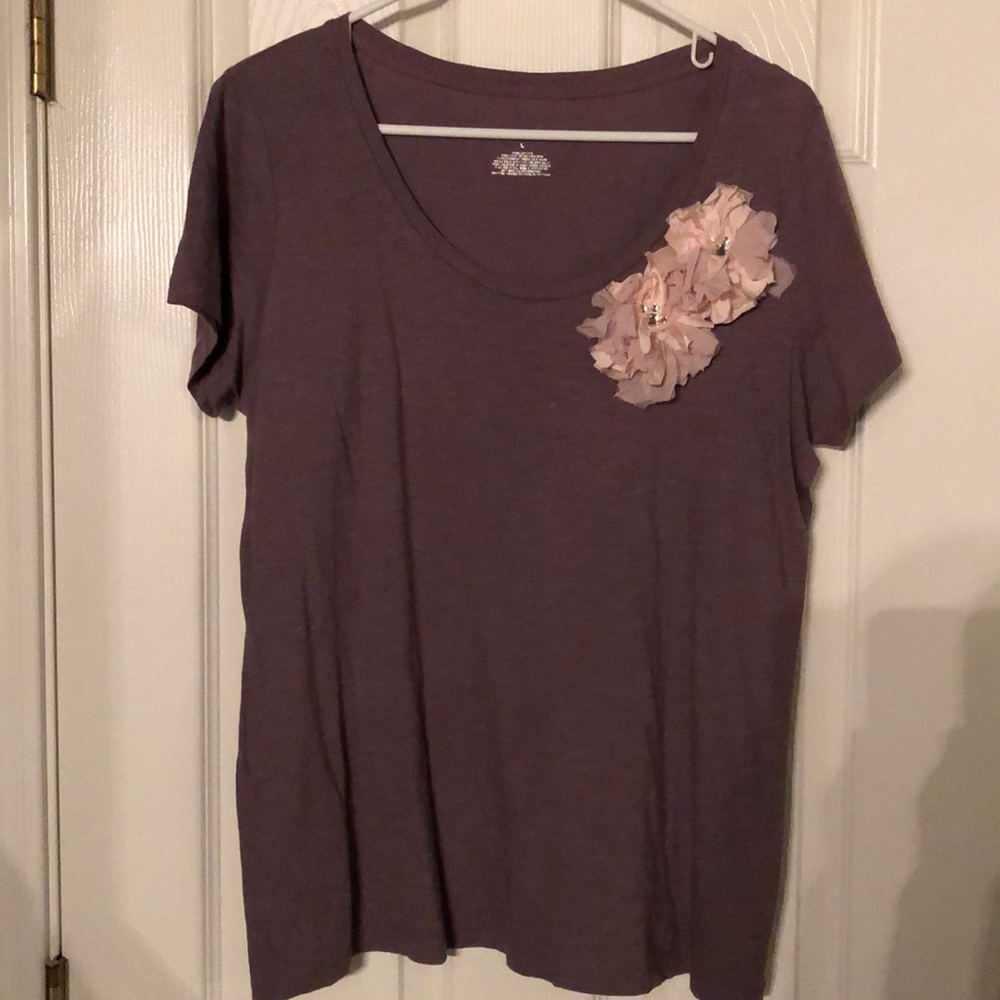 Short Sleeved Top with Floral Embellishments